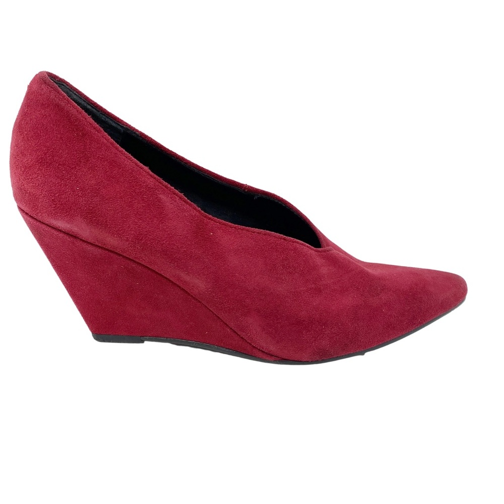 Anthropologie Pied Juste cranberry red wedge heels Navette Size 39